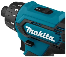 Аккумуляторная дрель-шуруповерт Makita DF033DZ